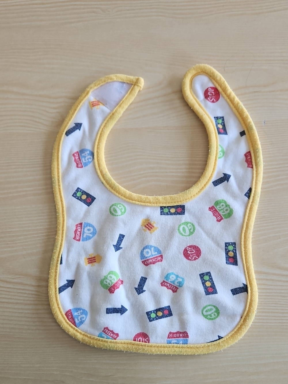 BabiesRUs Yellow-Trim Traffic Signs Baby Bib